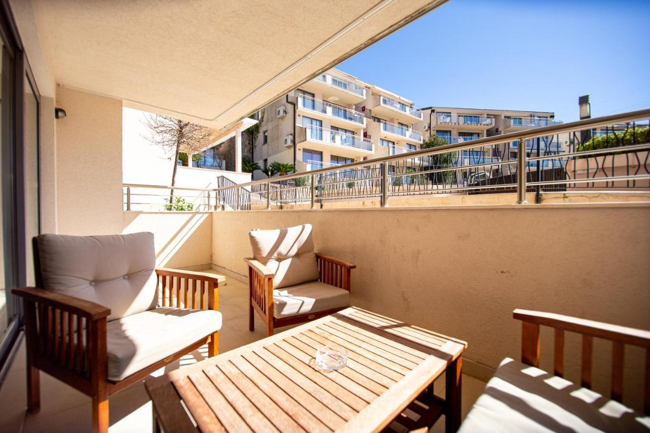 Sophie Apartment Budva Bagian luar foto