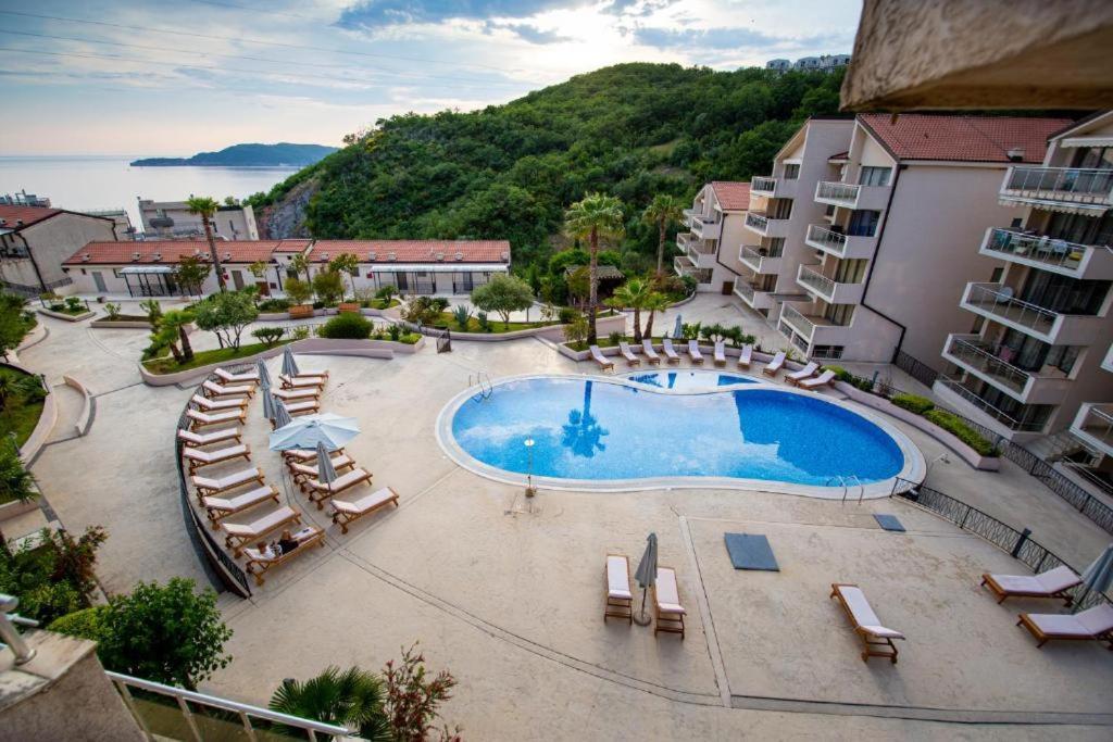 Sophie Apartment Budva Bagian luar foto